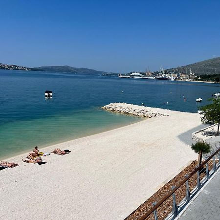 Apartments Villa Luxor Trogir Exterior photo