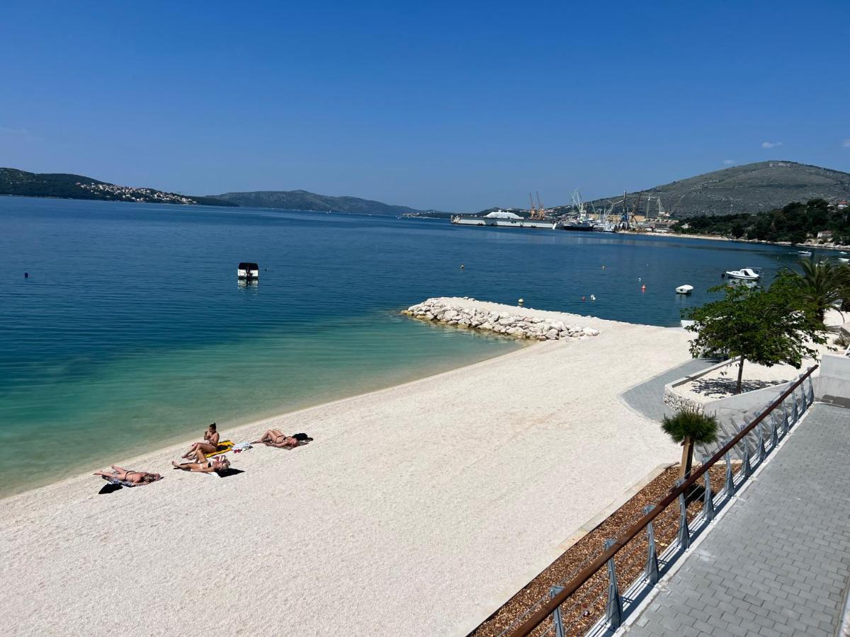 Apartments Villa Luxor Trogir Exterior photo