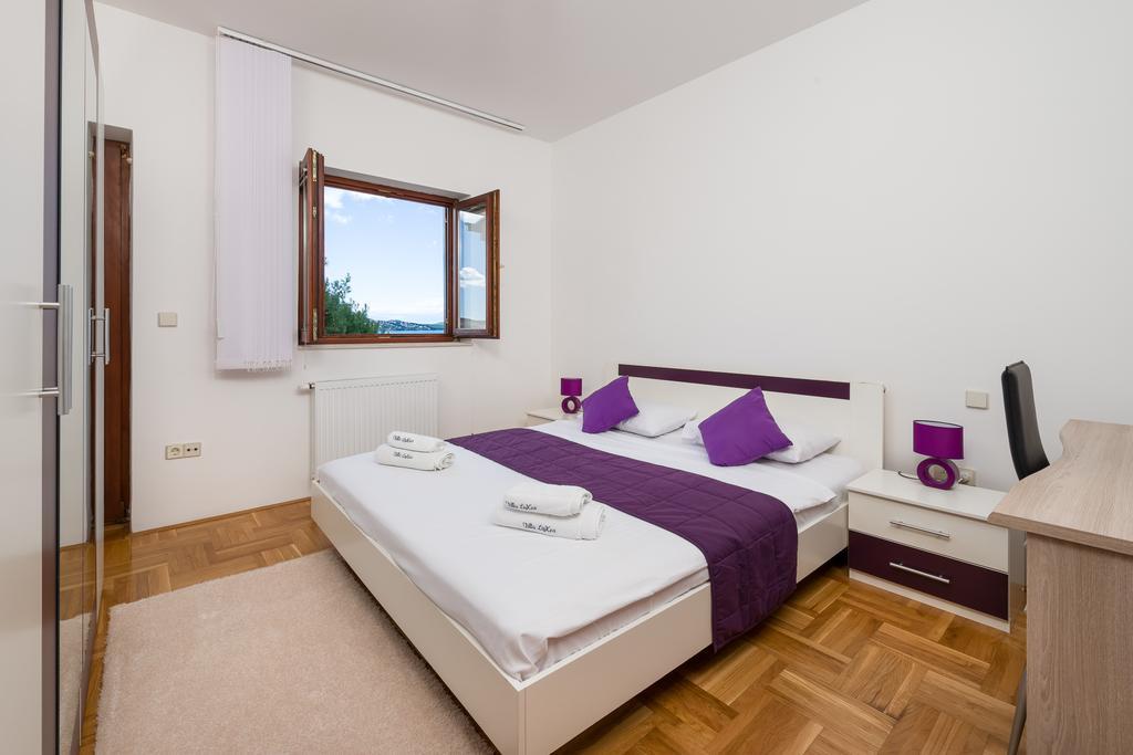 Apartments Villa Luxor Trogir Exterior photo