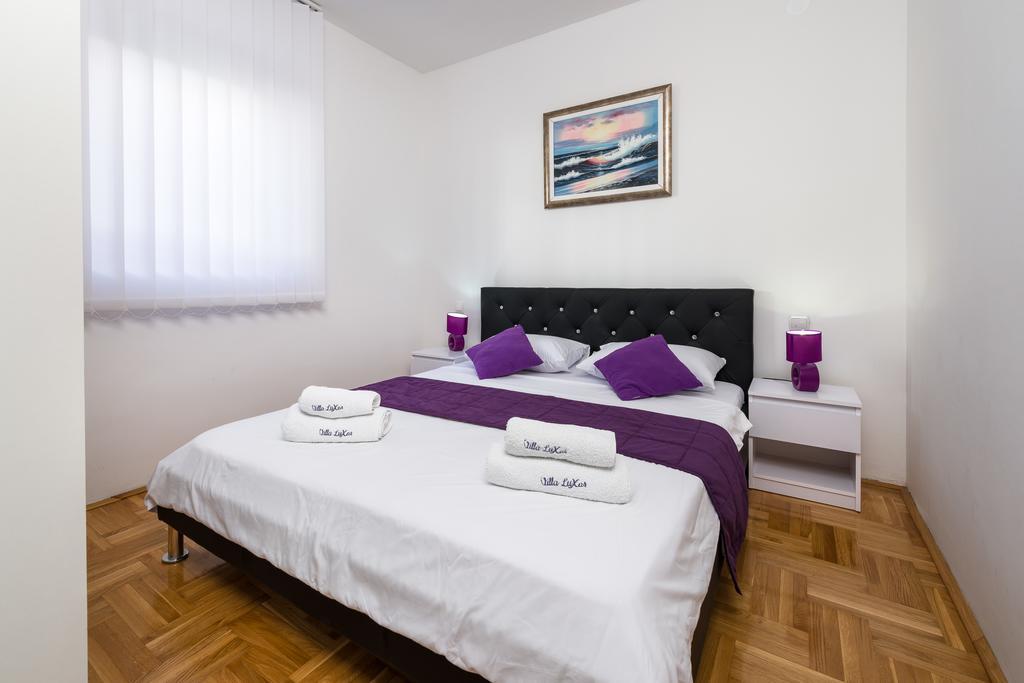 Apartments Villa Luxor Trogir Exterior photo