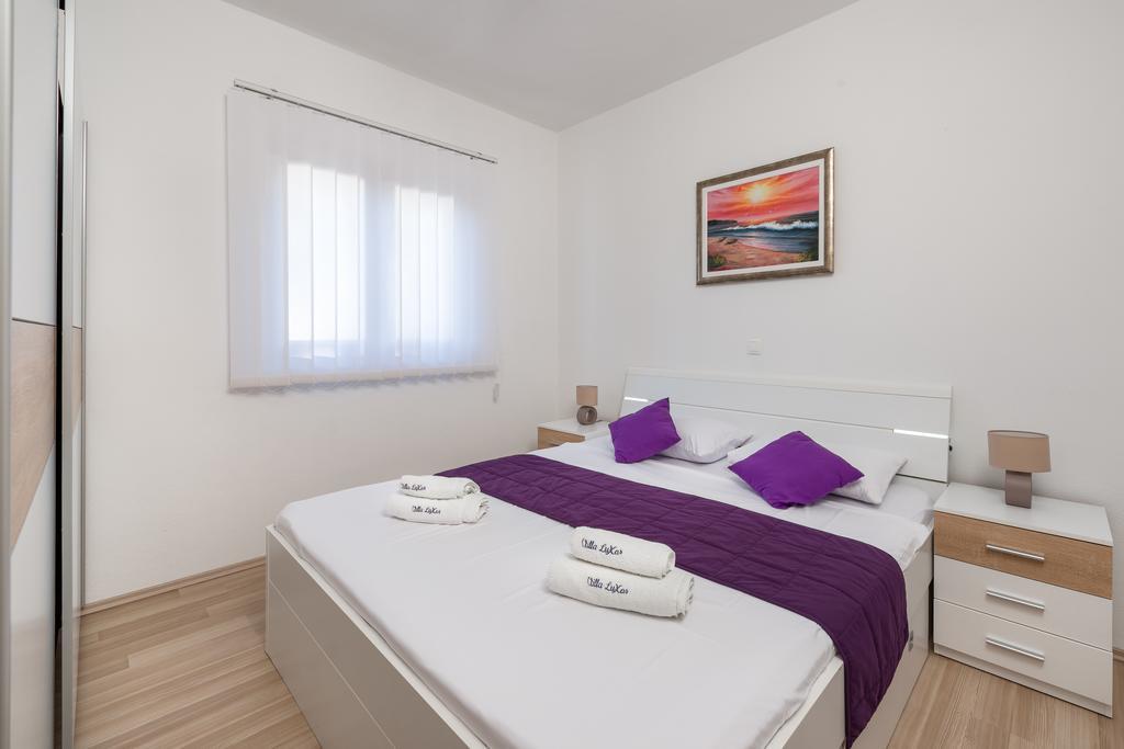 Apartments Villa Luxor Trogir Exterior photo