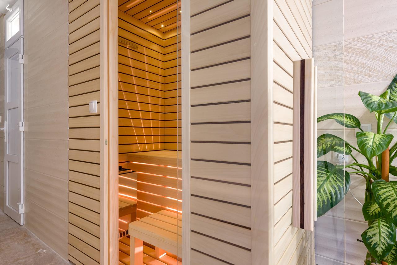 Apartments Villa Luxor Trogir Exterior photo