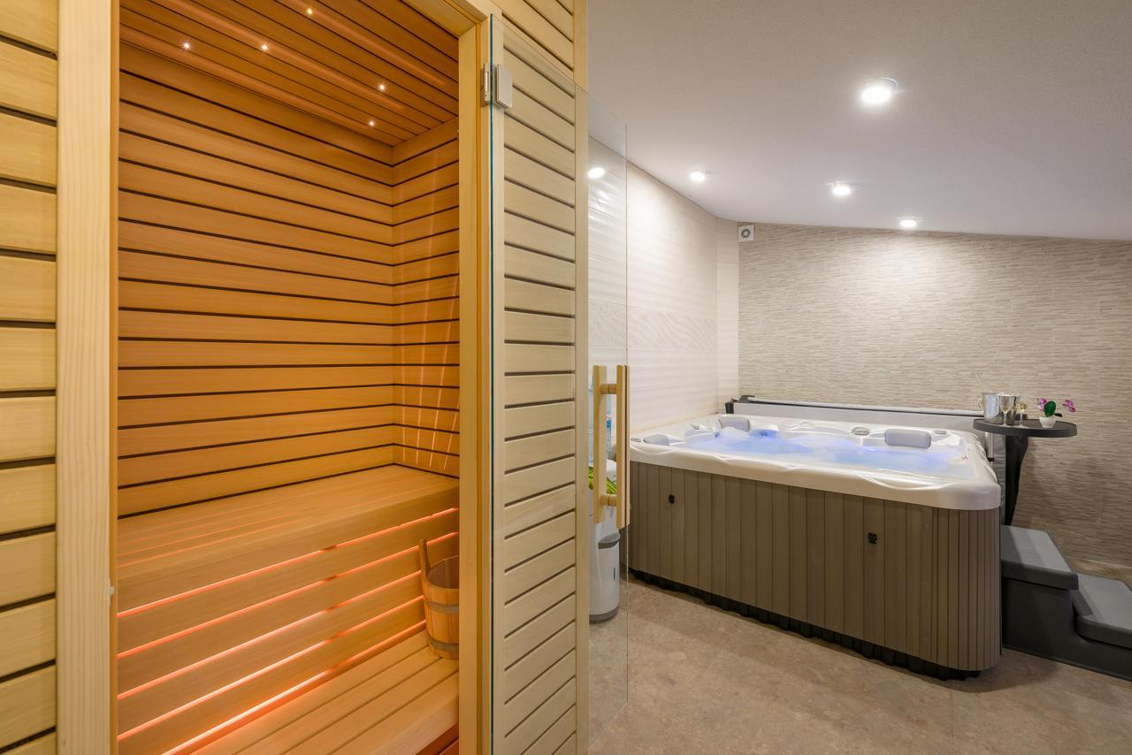 Apartments Villa Luxor Trogir Exterior photo